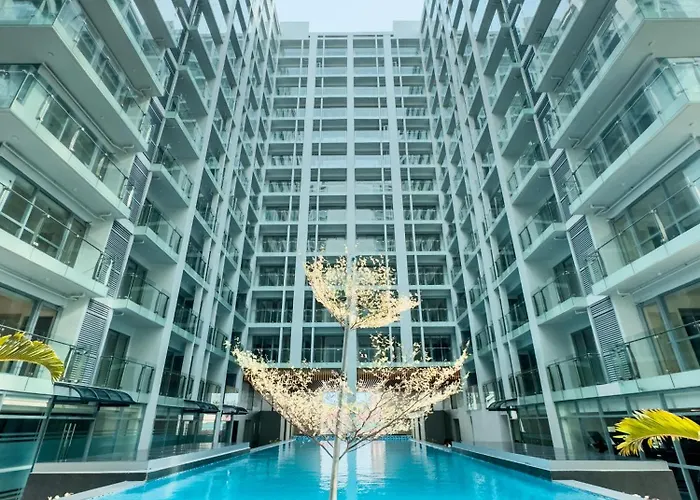 Family 2br With View Near Airport, Of Dreams, Moa, And Okada Apartahotel